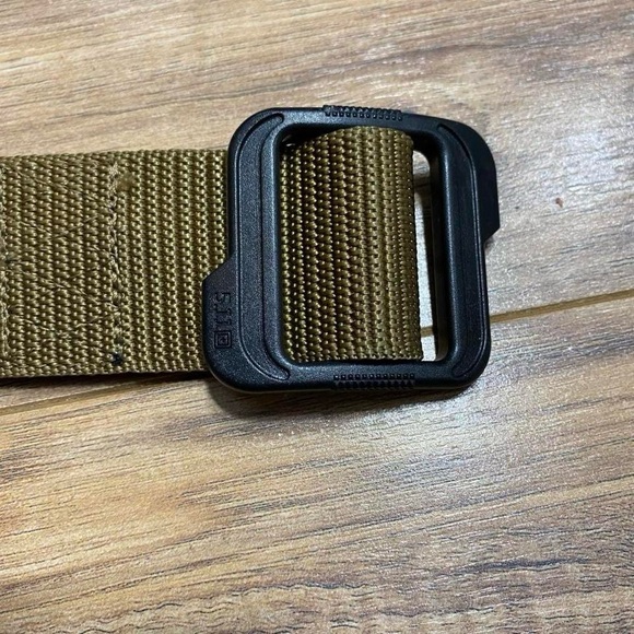 Men’s Tactical 5.11 1.75” Belt - Picture 4 of 5
